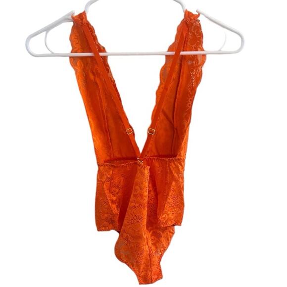 We are HAH 'Comin' in Haht' Orange Deep V Neck Lace Bodysuit NWT - Picture 6 of 11